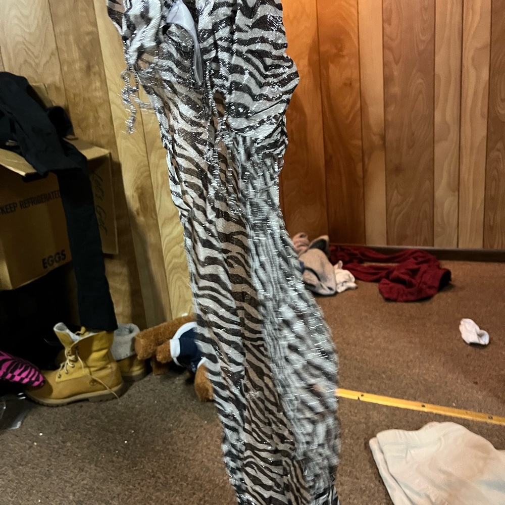 BEBE womens scarf